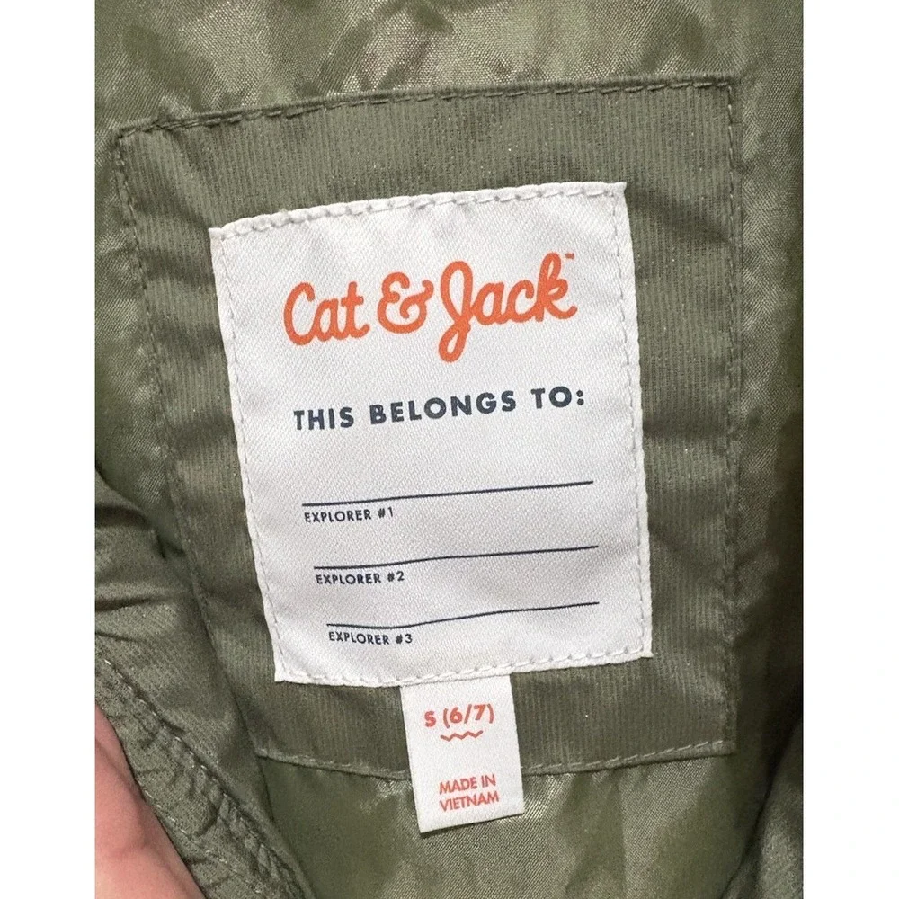 Cat & Jack Kids Green Sherpa Puffer Vest Size S 6/7 Colorblock Quilted Full Zip